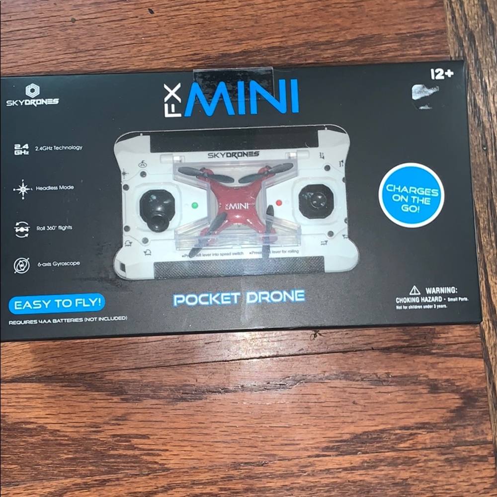 NIBNEVER OPENED FX-Mini Pocket Drone